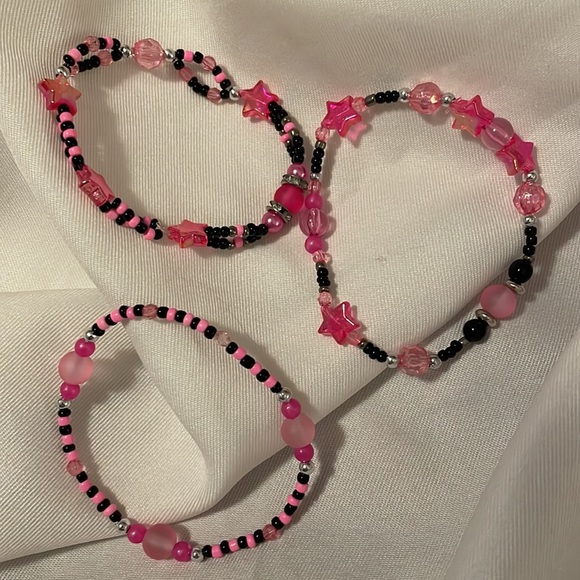 Handmade Jewelry Bracelet 3 Stack & Bead Enhanced Hair Elastic Pink & Black - Picture 4 of 7